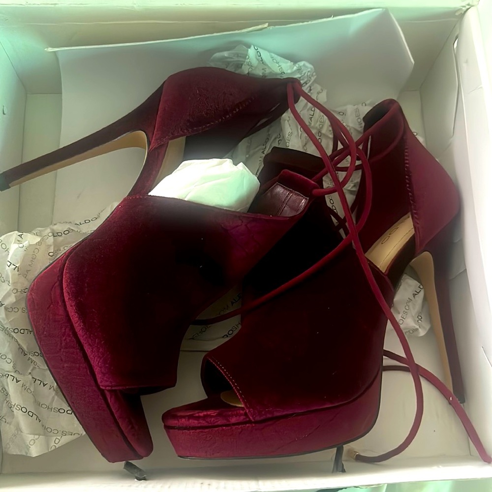 Aldo burgundy high heels